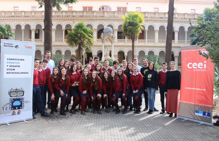 Rumbo a la gran final de la competici�n de rob�tica y desaf�o STEAM de la provincia de Guadalajara�