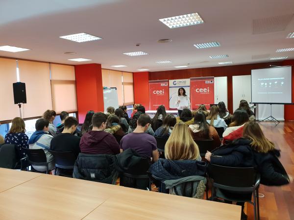 100 alumnos de diferentes cursos se forman en materia de emprendimiento e innovaci�n de la mano del CEEI de Guadalajara