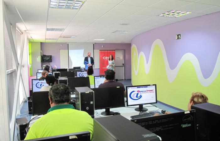 El CEEI de Guadalajara acerca el marketing digital a los emprendedores de Horche y Alovera�