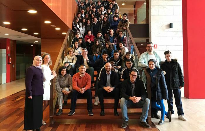 M�s de un centenar de j�venes asistieron a la jornada del programa 