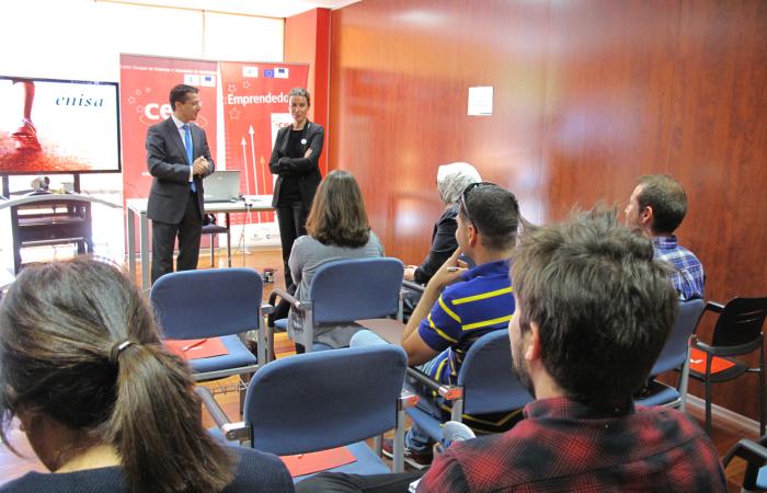 Emprendedores alcarre�os buscan afianzar sus negocios con Enisa�